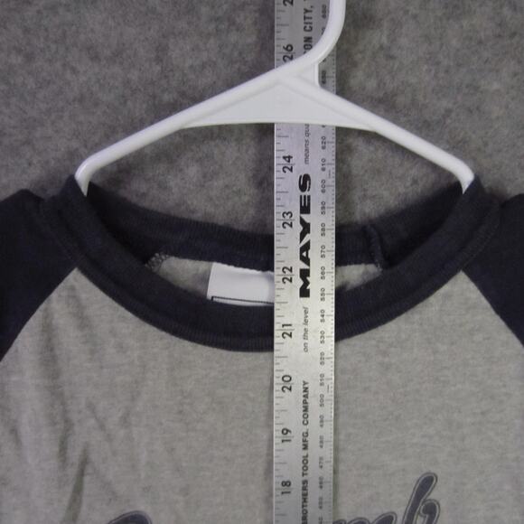 Lipscomb Shirt Mens Medium Gray Navy NCAA Baseball Raglan Tee 06 Graphic College - Picture 3 of 6